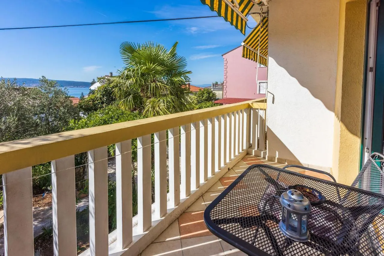 Apartments Neno Crikvenica