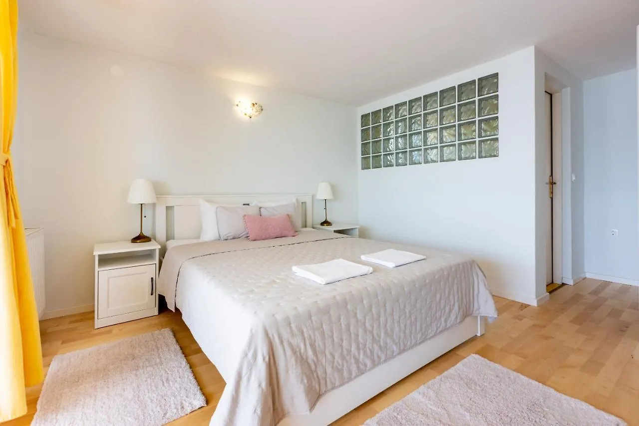 Apartments Neno Crikvenica Croatia