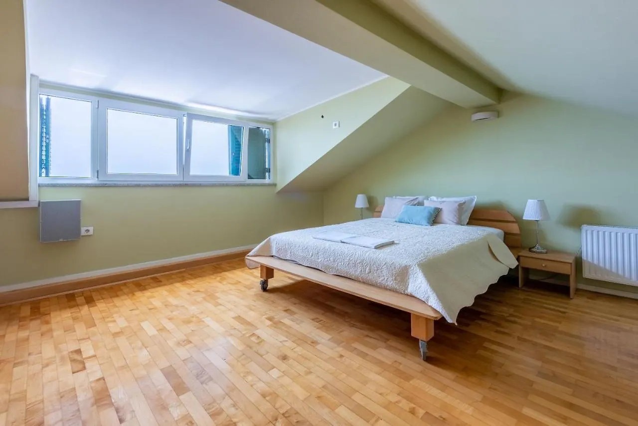 Apartments Neno Crikvenica 0*,