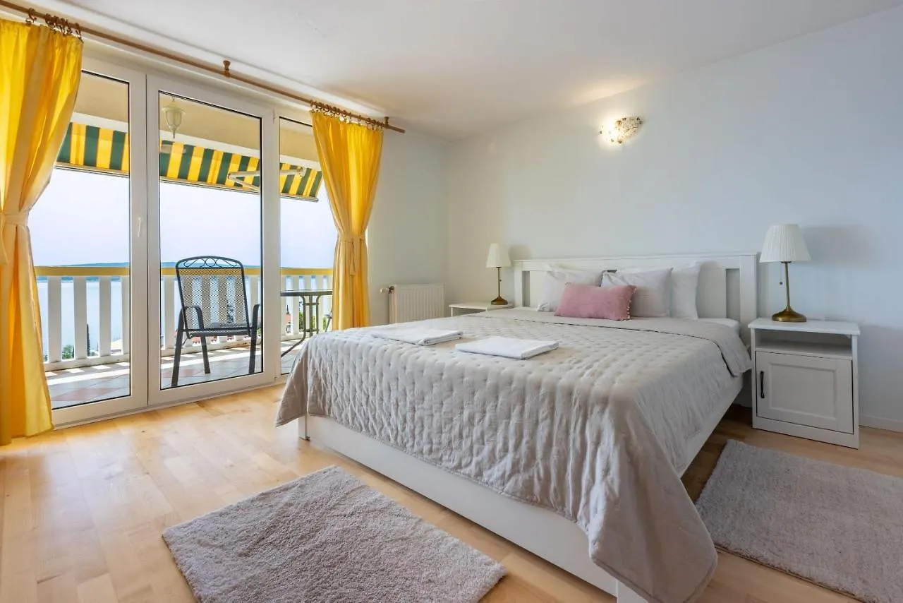 Apartments Neno Crikvenica 0*,  Croatia
