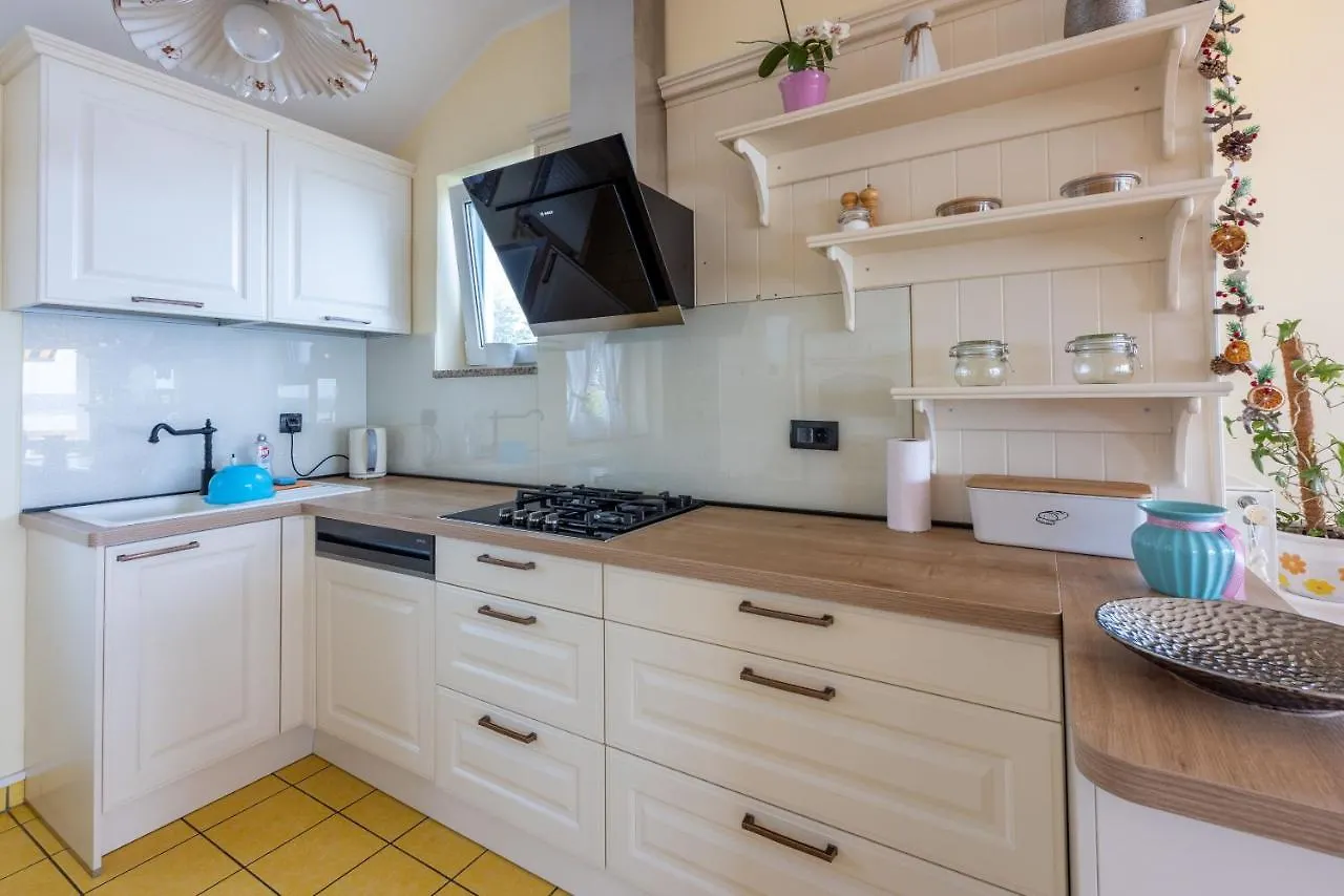 Apartments Neno Crikvenica 0*,  Croatia