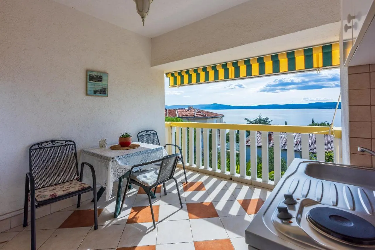 Apartments Neno Crikvenica