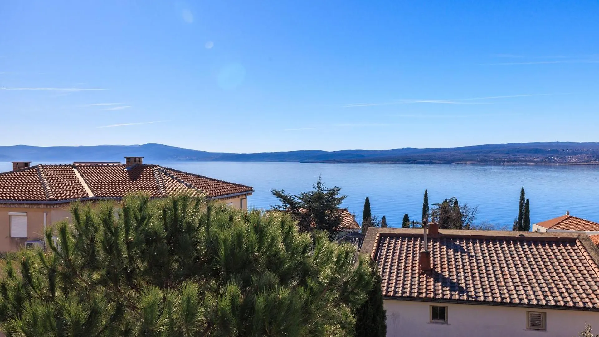 Apartments Neno Crikvenica 0*,