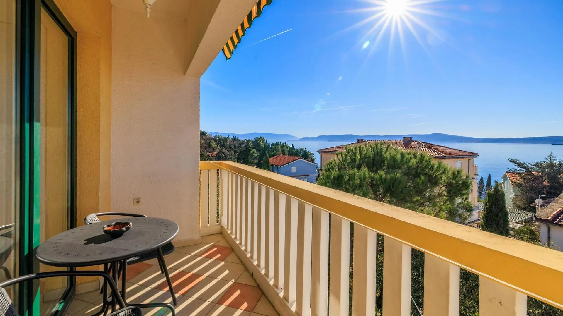 Apartments Neno Crikvenica