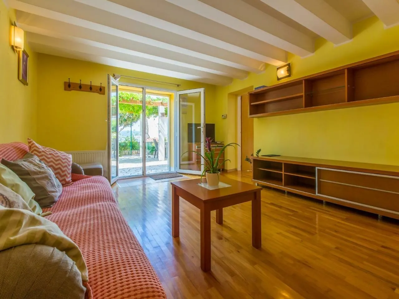 Apartments Neno Crikvenica
