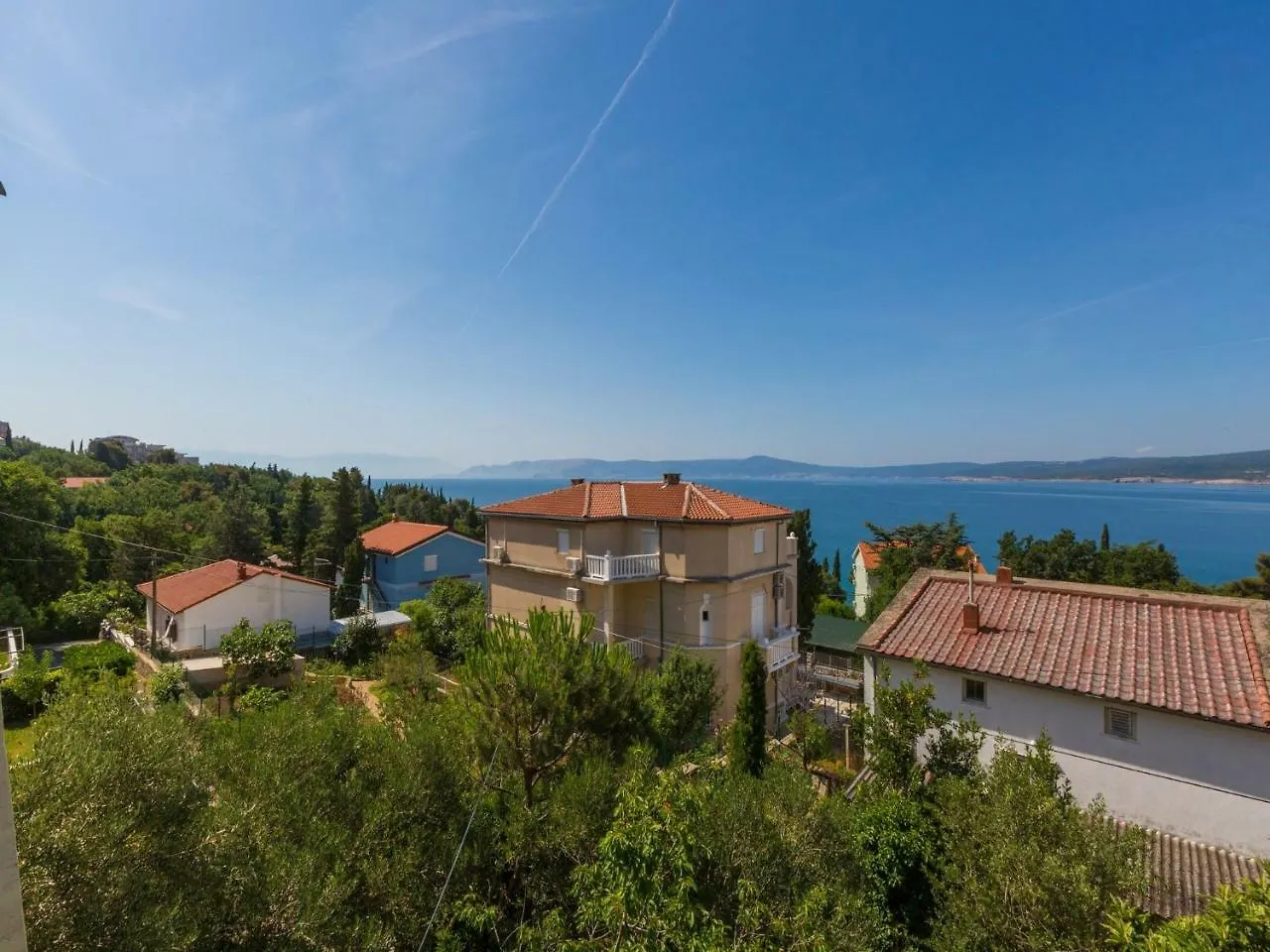Apartments Neno Crikvenica