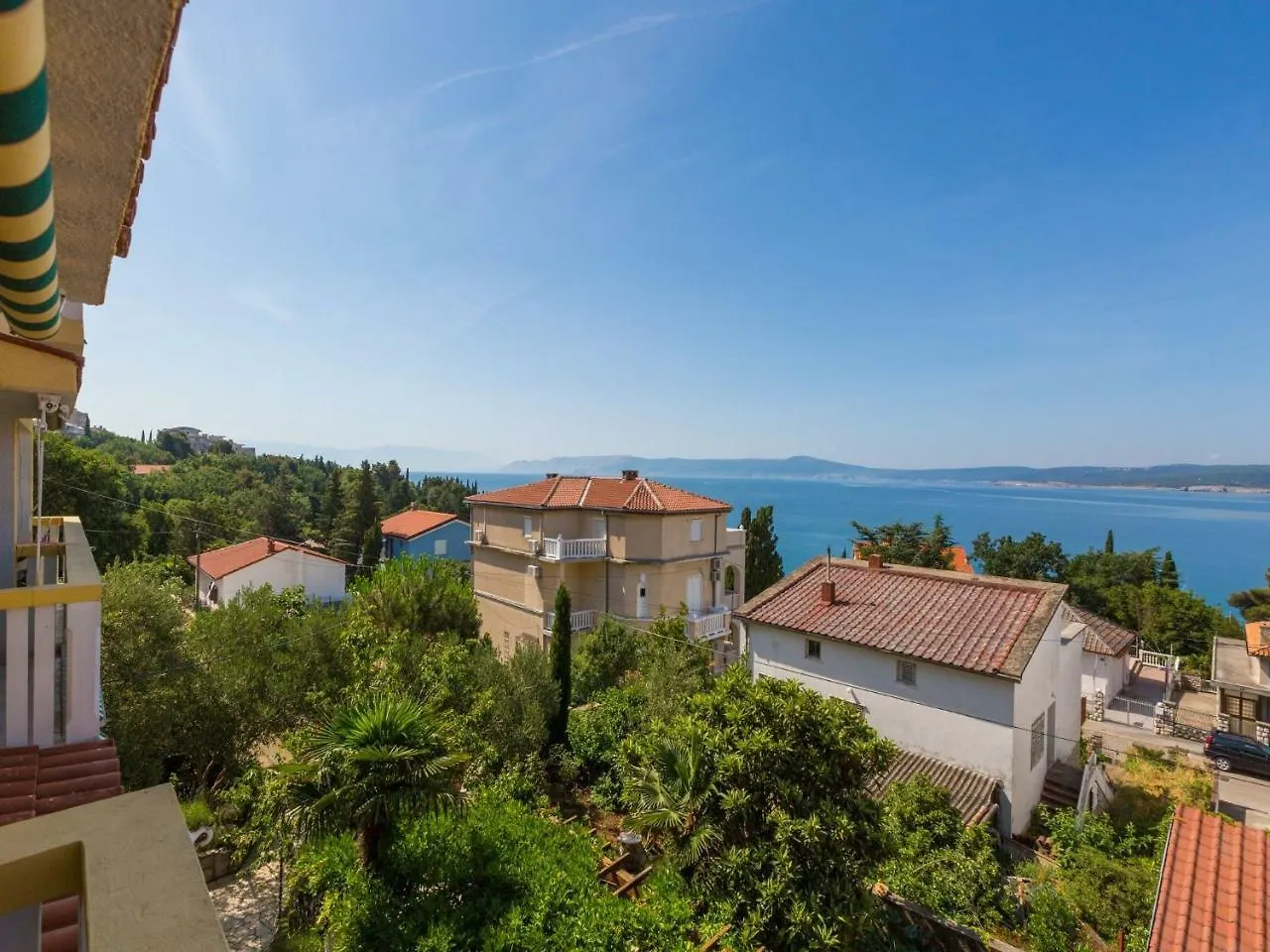Apartments Neno Crikvenica 0*,