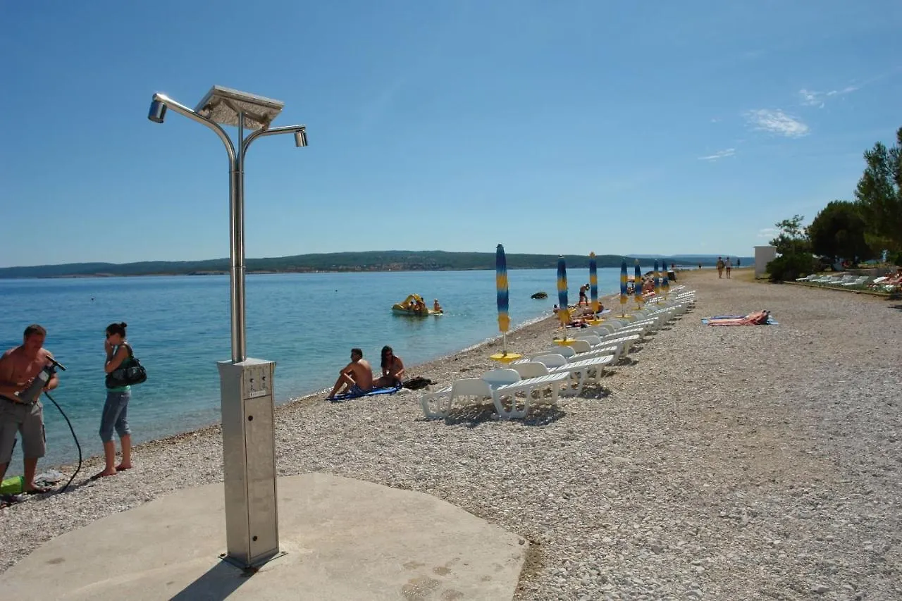 Apartments Neno Crikvenica 0*,