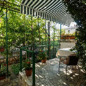 Apartment Cozy With Private Terrace Barac, Crikvenica
