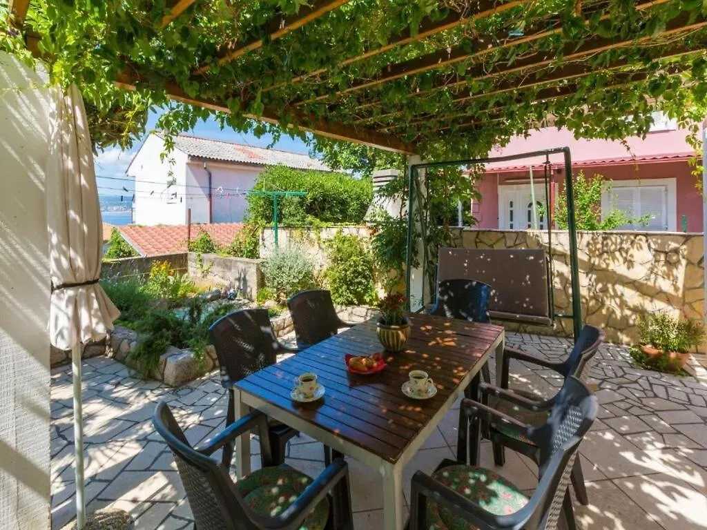 Apartments Neno Crikvenica